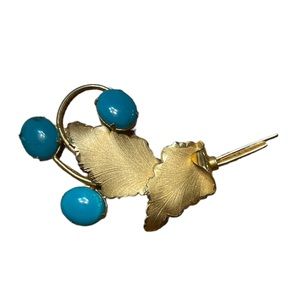 Vintage JJJ 1/20 12K GF Blue Milk Glass Brooch